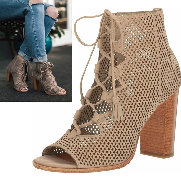 Boots Designer By Frye In Taupe, Size: 11